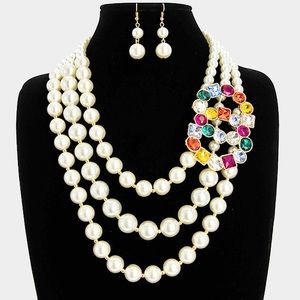 MULTI STONE DOUBLE OPEN CIRCLE ACCENTED PEARL BIB NECKLACE